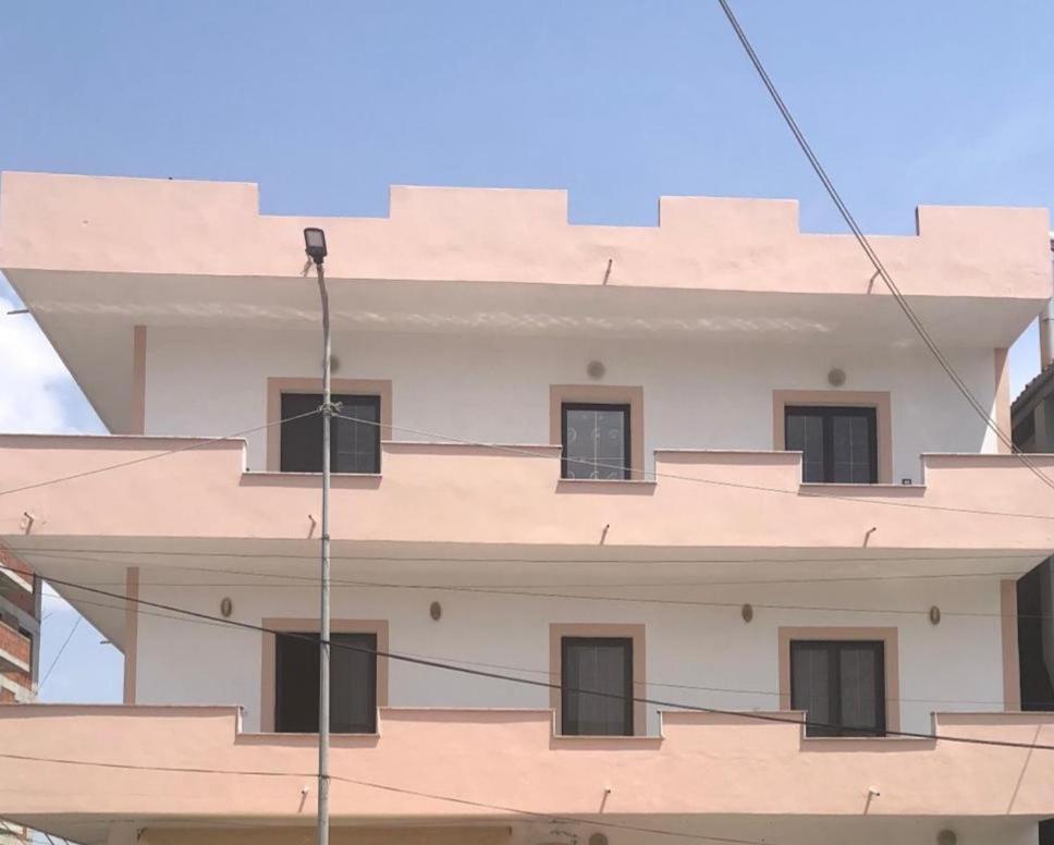 Casa Intera La Paghi Come Una Camera The Home With The Price Of A Room Δυρράχιο Εξωτερικό φωτογραφία
