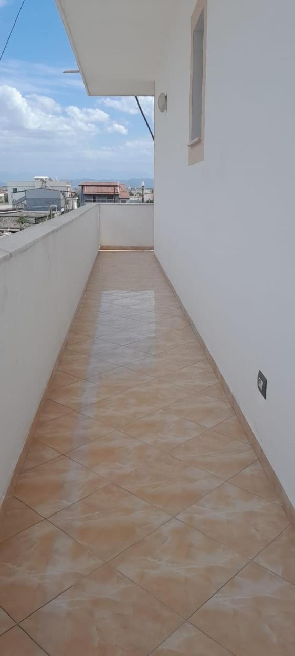 Casa Intera La Paghi Come Una Camera The Home With The Price Of A Room Δυρράχιο Εξωτερικό φωτογραφία
